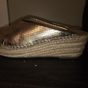 Franco Sarto Gold Metallic Espadrille Wedge Mules Size 8